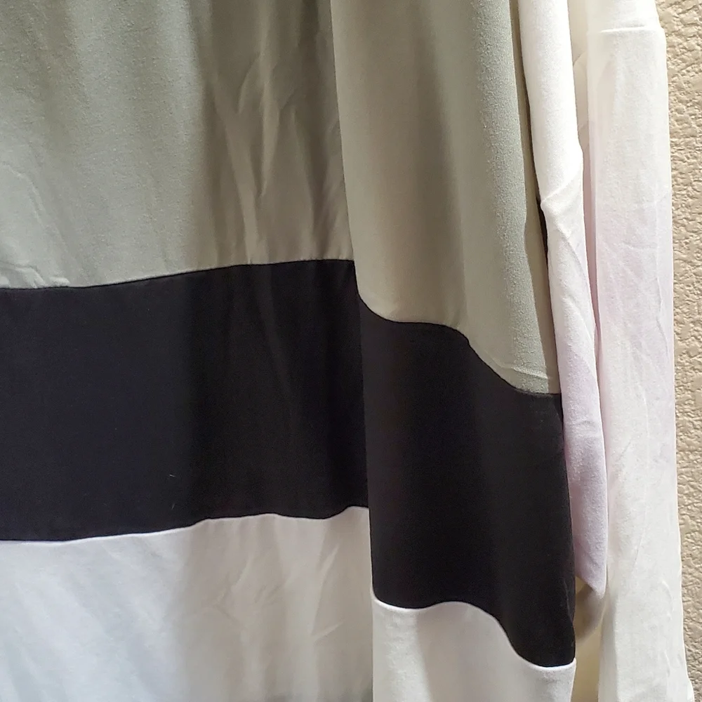 Blouse - Picture 3 of 3